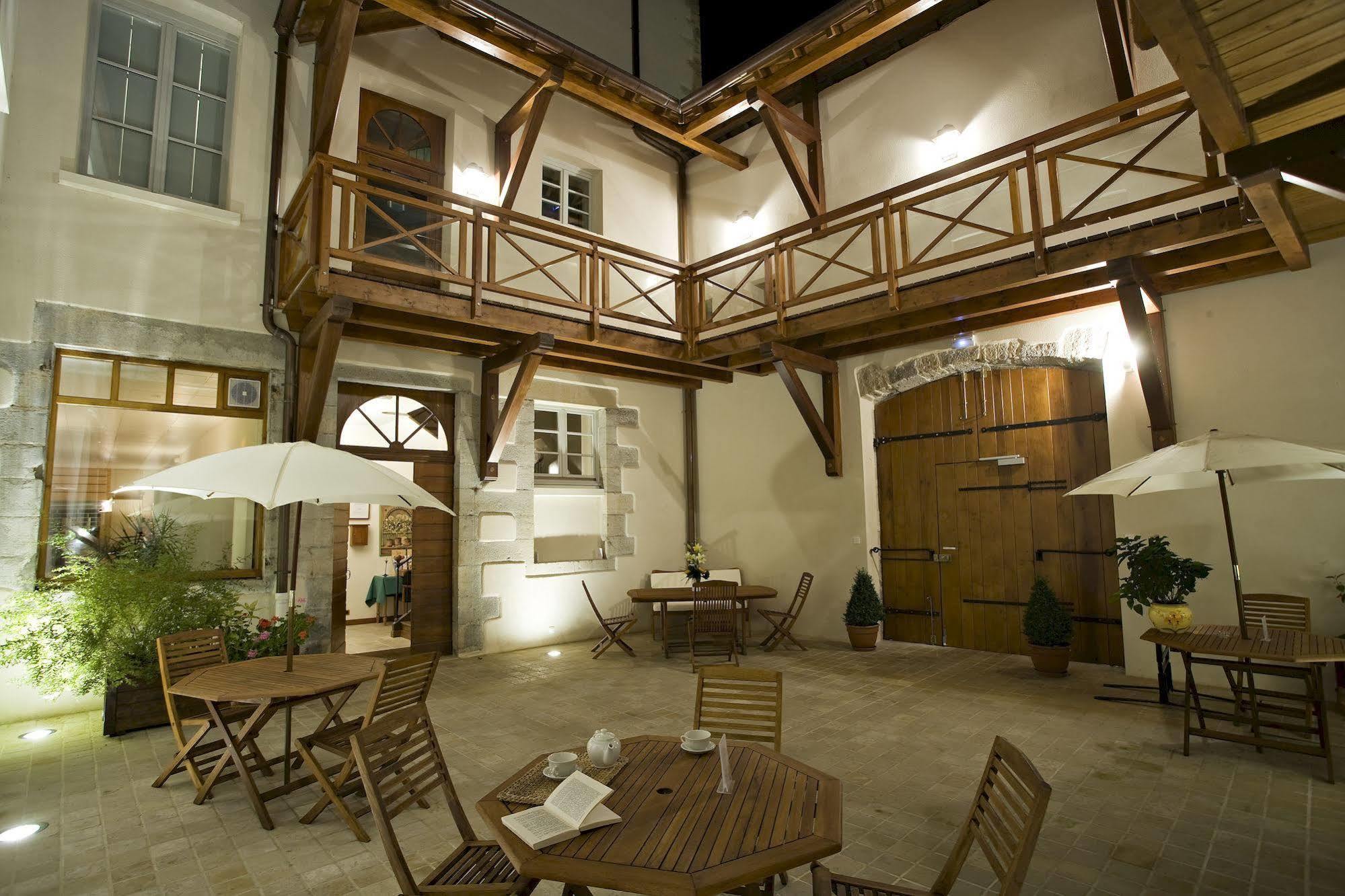 Logis Hotel Des Deux Forts Salins-les-Bains Bagian luar foto