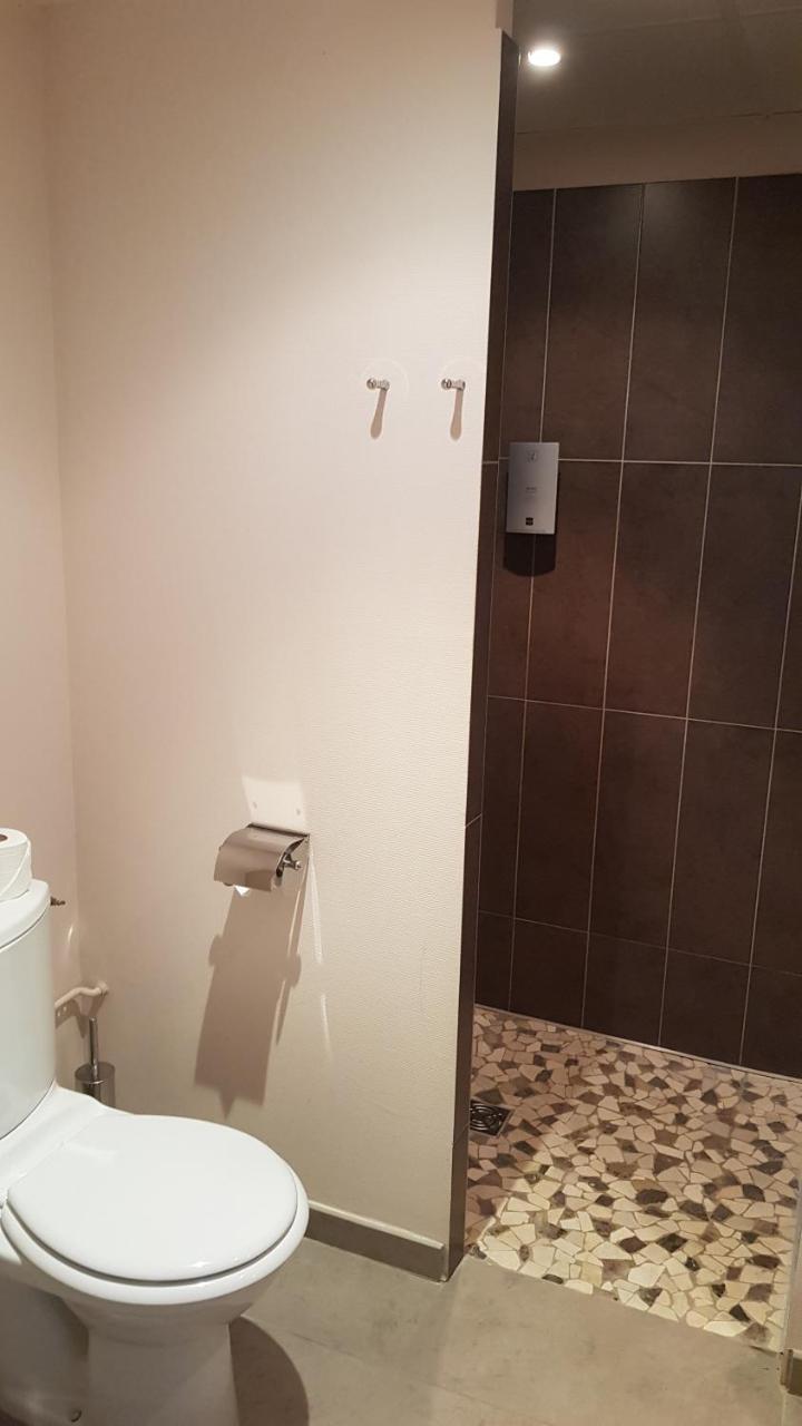 Logis Hotel Des Deux Forts Salins-les-Bains Bagian luar foto