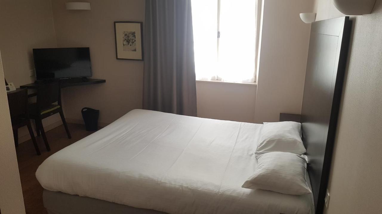 Logis Hotel Des Deux Forts Salins-les-Bains Bagian luar foto