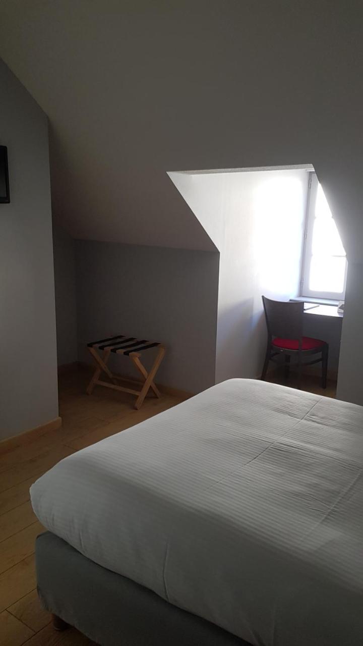 Logis Hotel Des Deux Forts Salins-les-Bains Bagian luar foto