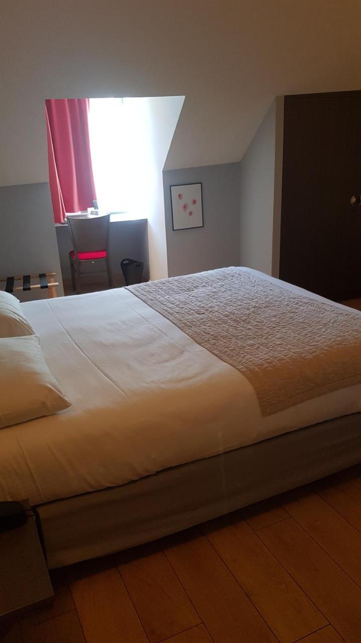 Logis Hotel Des Deux Forts Salins-les-Bains Bagian luar foto