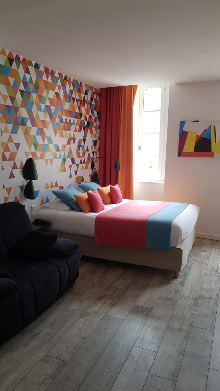 Logis Hotel Des Deux Forts Salins-les-Bains Bagian luar foto