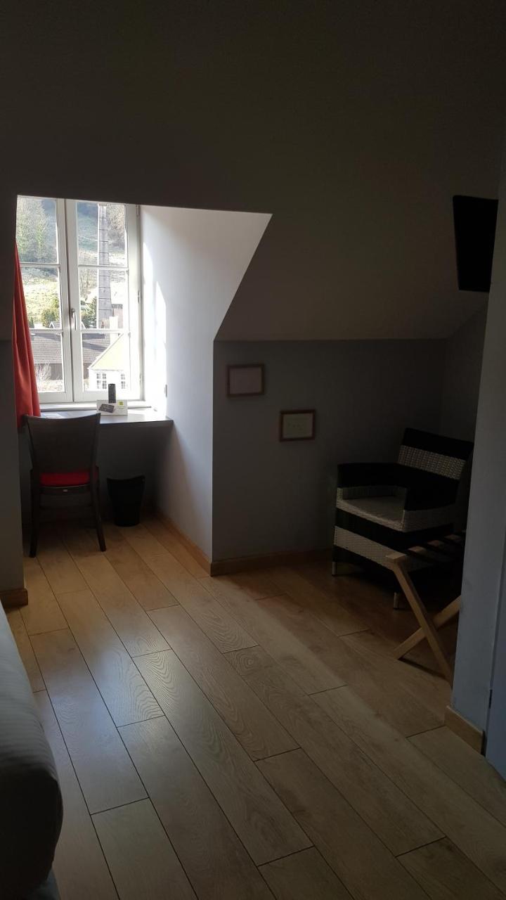 Logis Hotel Des Deux Forts Salins-les-Bains Bagian luar foto