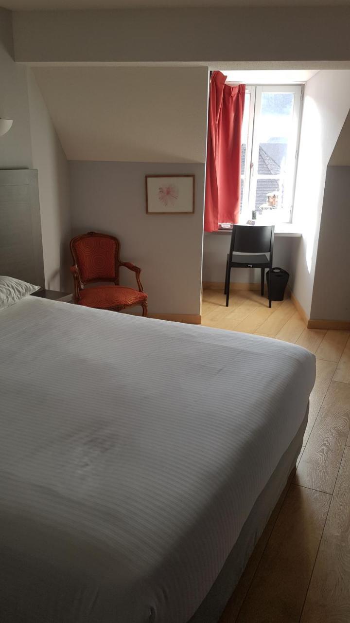 Logis Hotel Des Deux Forts Salins-les-Bains Bagian luar foto